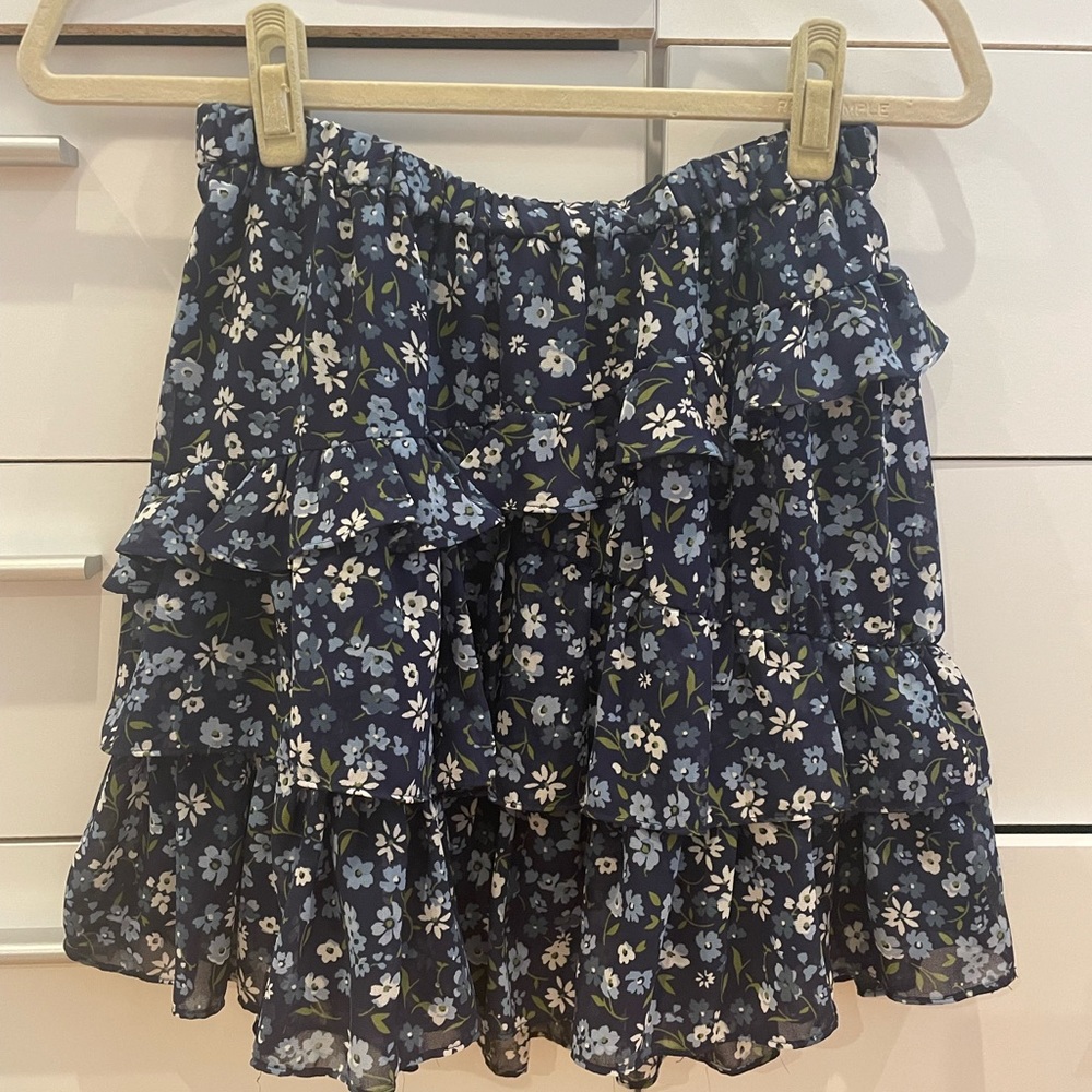 NEW Michael Kors Blue Floral Skirt in size Small